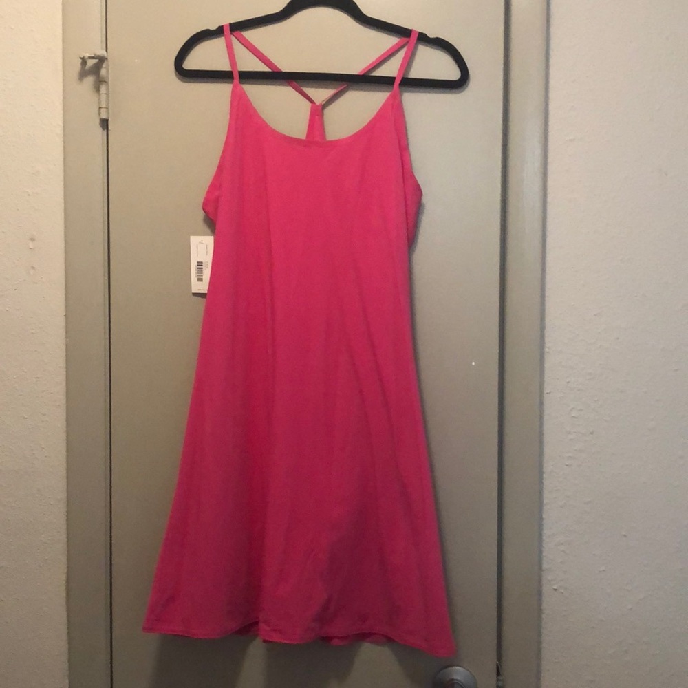 Brand NEW Fuchsia Outdoor Voices Exercise Dress